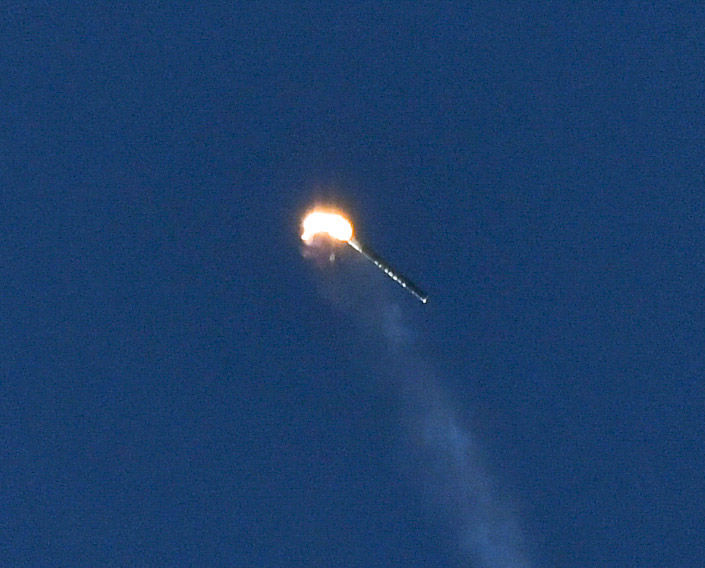 090221 Firefly Alpha sequnce 04.JPG